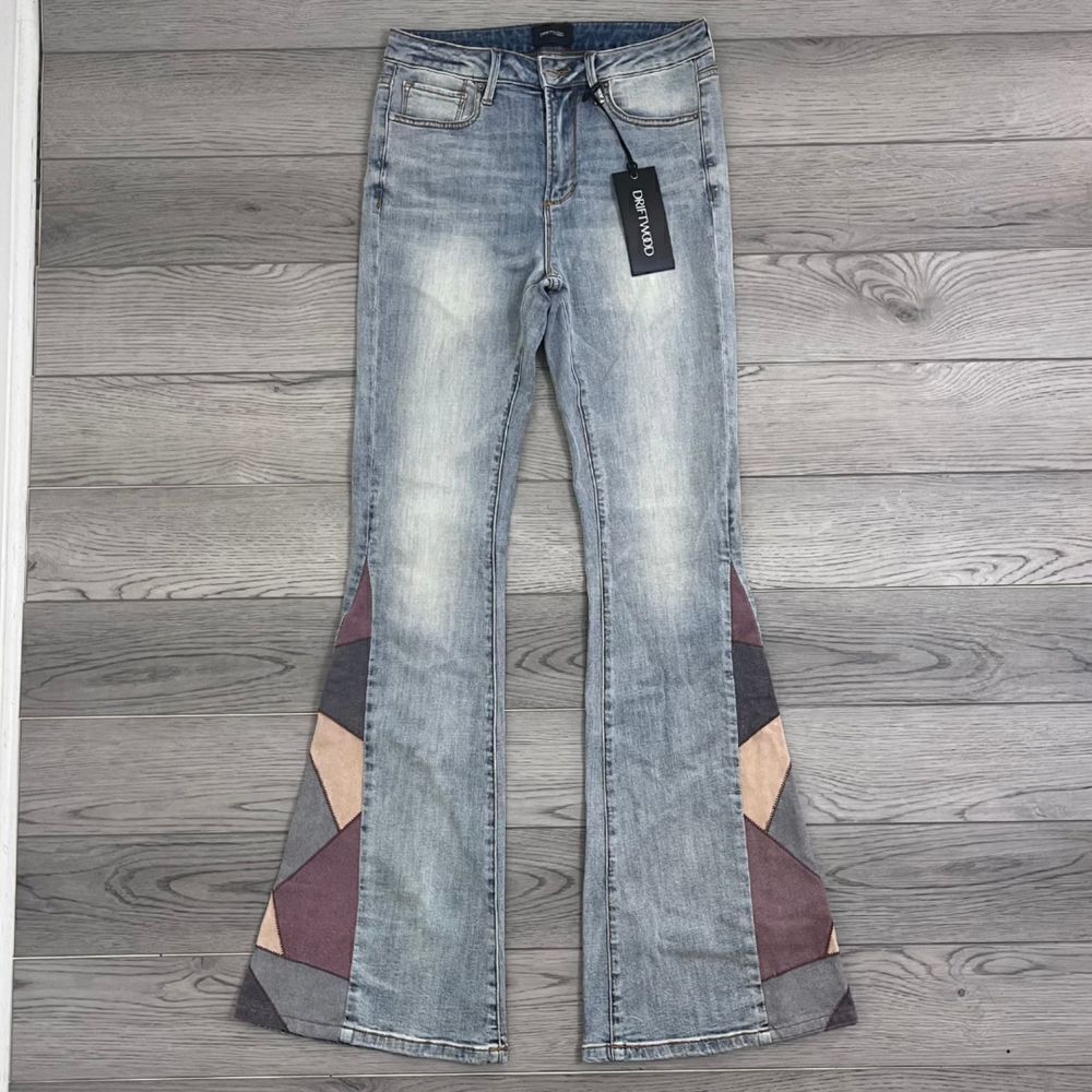 Driftwood Farrah Cowgirl Size 27 Patch Flare High Rise NEW Denim Retro Jeans